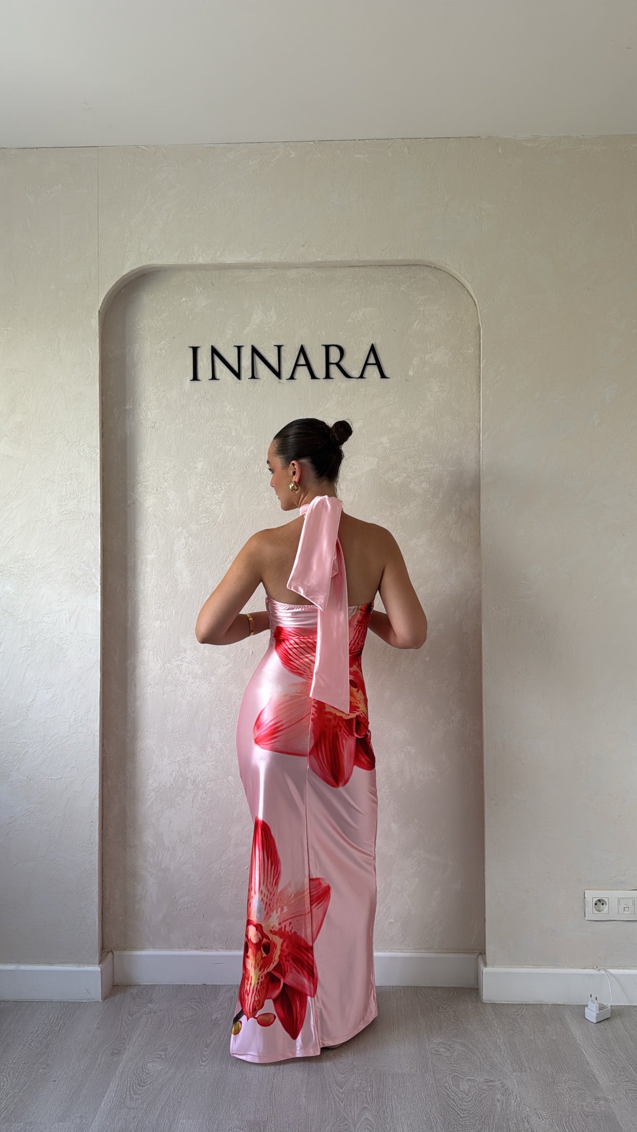 Robe en satin fleurie - Rose