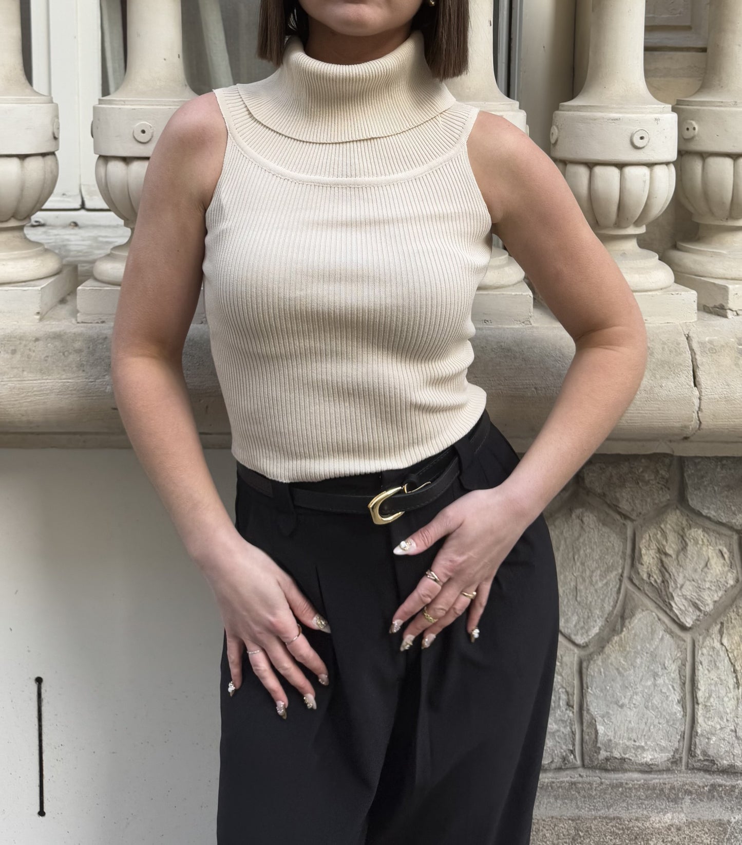 Top beige - Col roulé