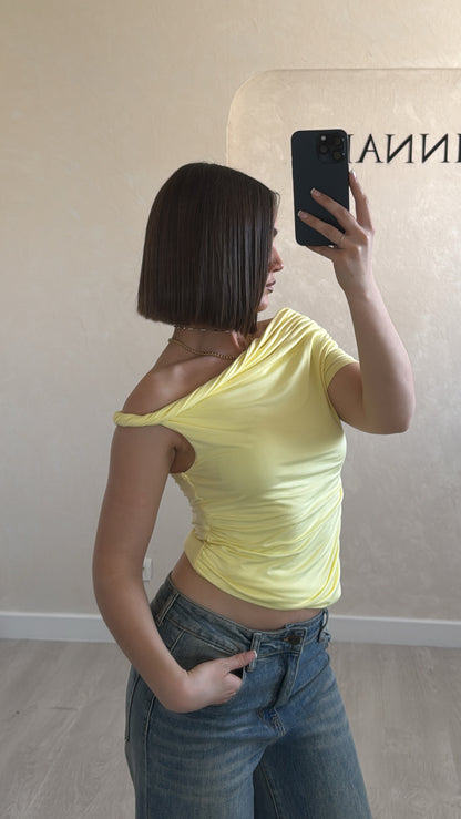 Top asymétrique jaune