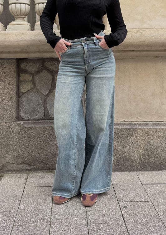 Jean Wide Leg