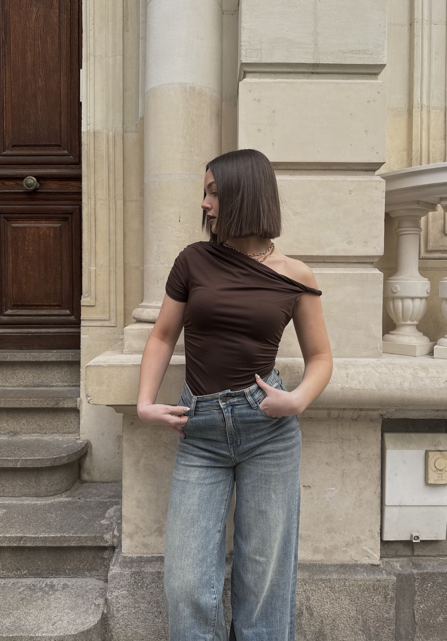  Body marron