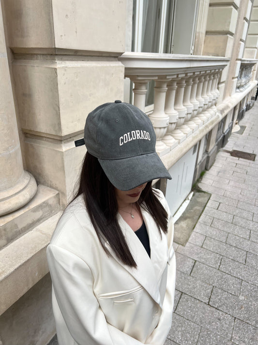Casquette grise